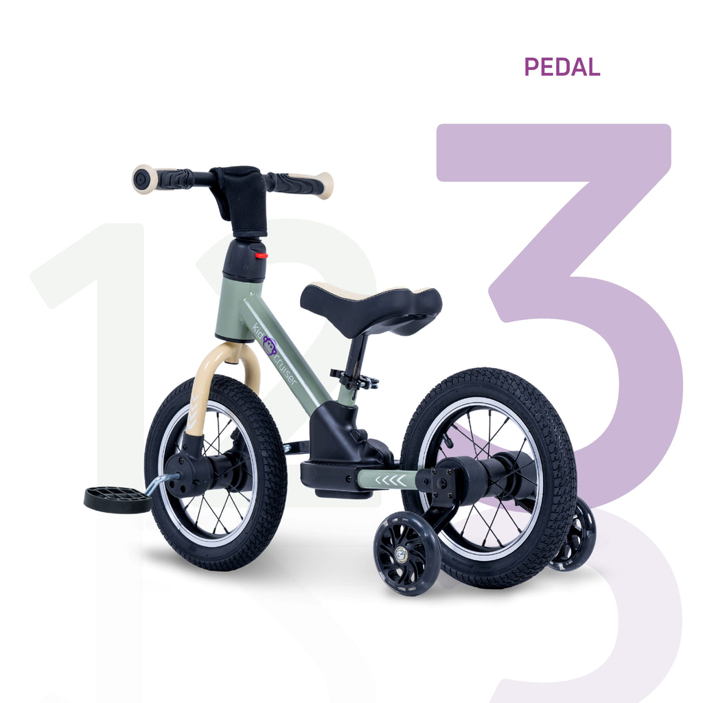 bicicletta senza pedali per bambini con pedali e rotelle, vista laterale